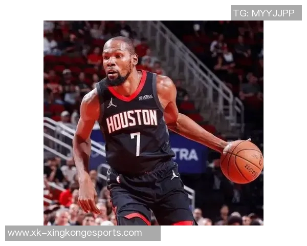 小卡半场强势表现单打得分12分4板3断全力防守杜兰特